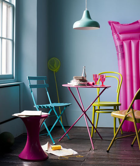 Summer Home Decor retro styling and bold colors for a spring/summery ambiance to Summer Home Decor retro styling and bold colors for a spring/summery ambiance to