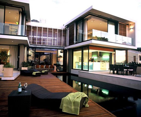 Real Estate,Best Property,Condominium,LA Real Estate,Town Hom