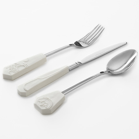 porcelain-silverware-set1.jpg