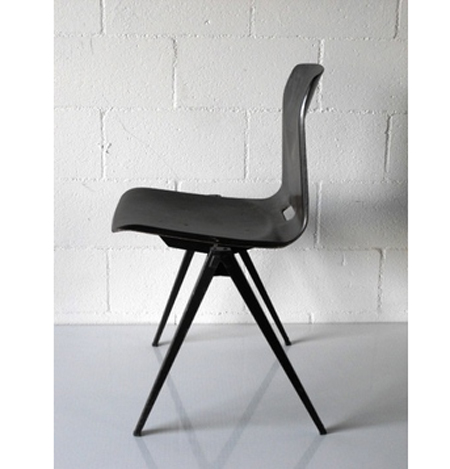 Friso Kramer Chair