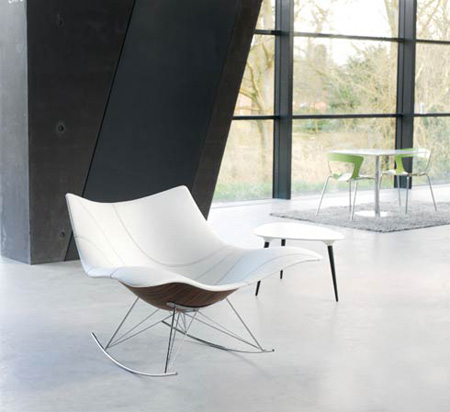 Rocking Chairs on Stingray Modern Rocking Chair With Comfortable White Leather Seat