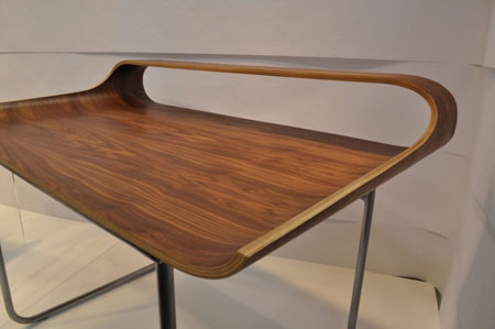 The Continue Desk