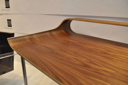 The Continue Desk